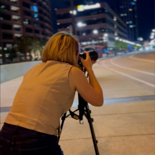 The night city holds a special magic. The endless lines of light in the night skyline let you feel the city’s heartbeat. I’ve always been mesmerized by night photography, captivated by the electric energy it shares with those who venture into the dark to witness the vibrant lights.
.
.
.
#photography #photographer #nightphotography #nightimages #nightsky #atlanta #alpharetta #atlantaskyline #nightphoto #nightphotos #nightlight #nightlife #nightlifestyle #nightline #skyline #prophotos #nikon #atlantaphotographer #alpharettaphotographer #roswellphotographer #sandyspringsphotographer #night #nightphotoearth #nightout