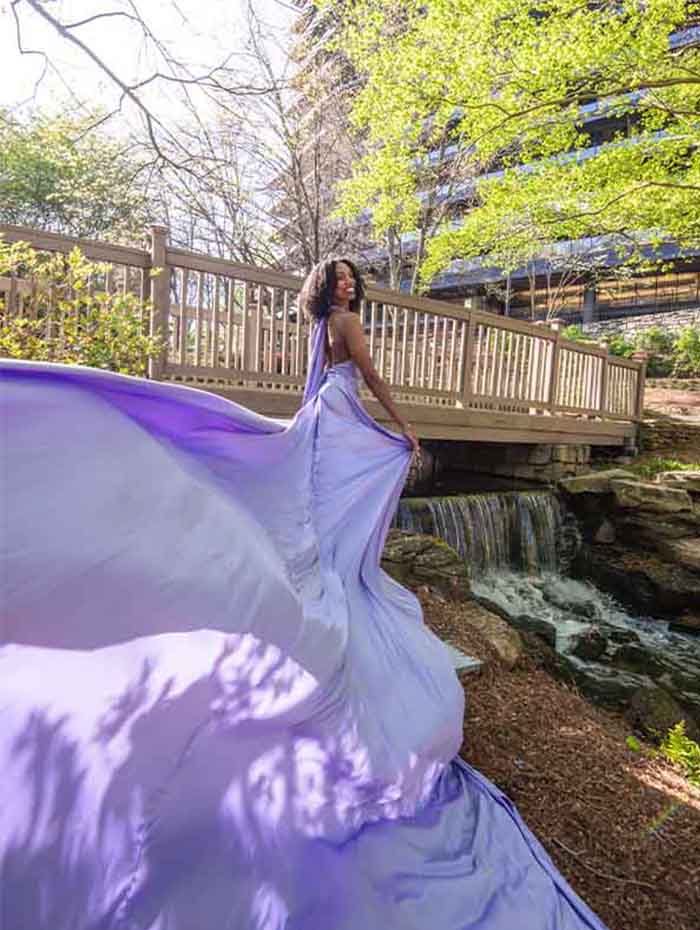 photos in flying dress