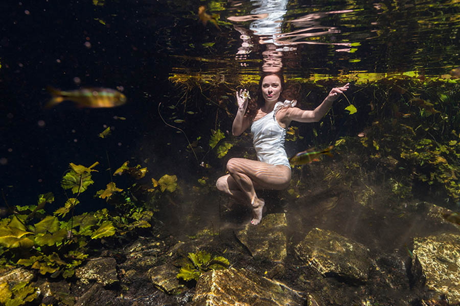 underwater photoshoot cenote mexico
