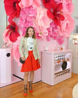 Just a week ago I wandered through the halls of the High Museum of Art and found myself utterly captivated by the latest exhibition from Viktor & Rolf, a fashion house that doubles as an art-studio, founded by the Dutch duo Viktor Horsting & Rolf Snoeren back in 1993. 

The moment I stepped into the gallery, I felt as though I’d entered a dream: layers of tulle, bold sculptural silhouettes, unexpected materials, a flair for the theatrical. These dresses were statements. Elegance and extravagance entwined with surrealism and splendor. Most of what I saw truly belonged in the realm of haute couture, fashion elevated into art, infused with ideas and attitudes.

What struck me most:

Viktor & Rolf’s work challenges everything we expect from fashion. They blur the border between runway and installation, clothing and sculpture. 

In each dress I sensed a narrative something beyond “what to wear” and more “what to think”. These pieces whispered of refined rebellion.

The craftsmanship is astonishing. It’s about transformation. Couture with a message.

And therein lies the beauty: To wear or even just view such a piece is to bear witness to a bold vision of luxury, art, and identity.

In short: this visit reminded me that fashion can be more than style, it can be art, it can be commentary, it can be wonder. If you ever get the chance to see Viktor & Rolf’s work in person, don’t just look, immerse. Let the shapes, textures, and storylines wash over you.
.
.
.
.
.
.
#fashionblogger #fashionista #fashionstore #fashion #fashionist #fashionispassion #styleaddict #style #stylemepretty #stylediary #styleguide #styleinfluencer #stylepost #styleinspo #styleforwomen #styleafter40 #fashionstyle #womanstyle #outfitstyle #dressingup #whatowear #dailystyle #dailyfashion #dailyfashionupdate #dress #colorfuloutfit