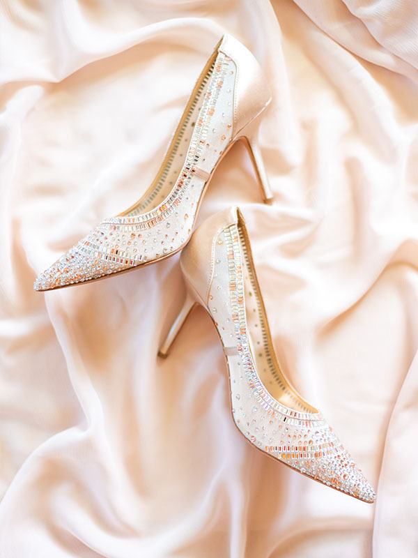 shooes-heels-for-flying-dress-photoshoot