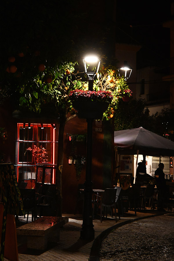 streets-at-night-travel-photos-from-spain