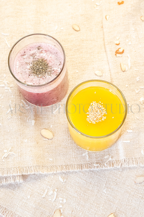 yellow-banana-juice-blueberry-jucies